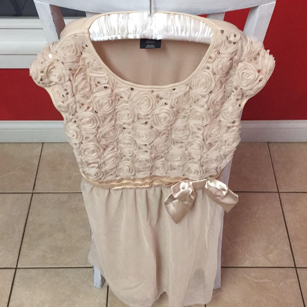 Girls dress